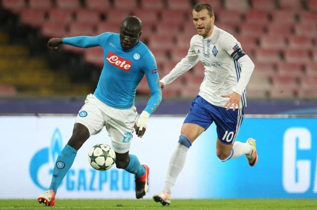 Koulibaly e Yarmolenko - Napoli x Dínamo de Kiev