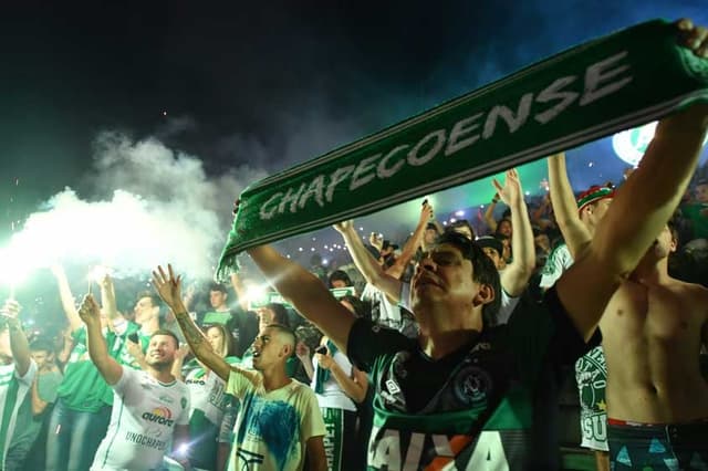 Homenagem na Arena Condá - Chapecoense