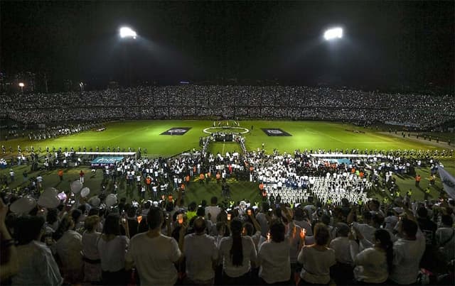 chapecoense homenagem atletico nacional