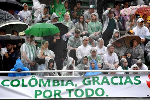 Vítimas do voo da Chapecoense foram veladas neste sábado