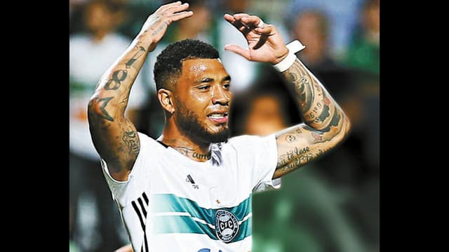 Colin Kazim deve ser o terceiro reforço do Timão para 2017