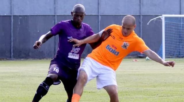 Orgulho da Baixada abriu o placar aos quatro minutos do primeiro tempo com gol de Marlon&nbsp;