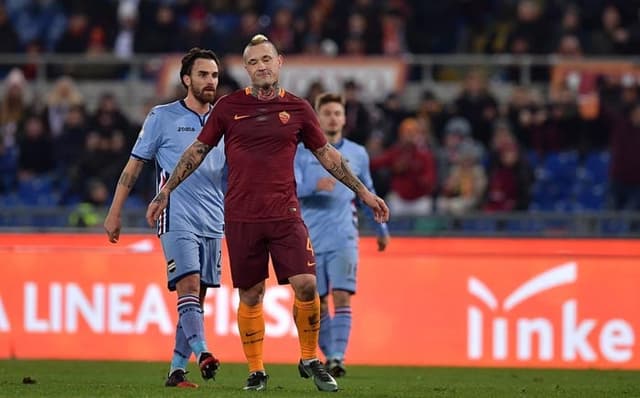 Nainggolan renovou contrato com a Roma até 2021