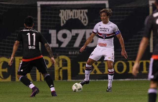 Lugano contra o River Plate