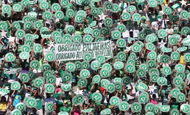 Torcida da Chape agradece ao Palmeiras