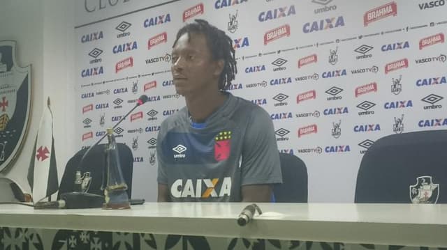 Andrezinho durante coletiva nesta sexta-feira após polêmica sair na imprensa. Veja a seguir galeria especial L!