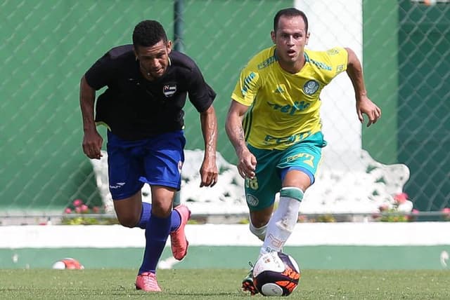 Guerra em jogo-treino do Palmeiras