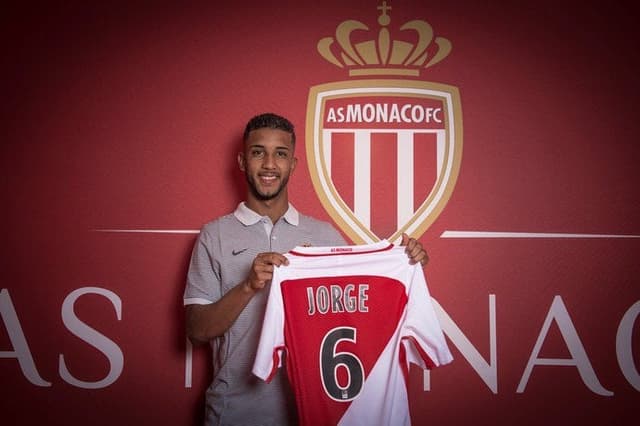 Jorge é apresentado no Monaco