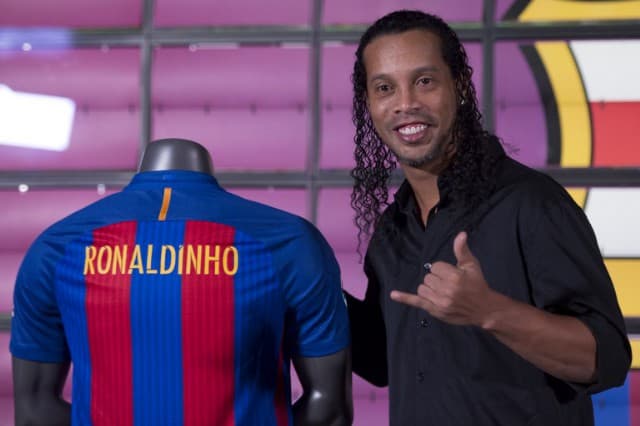 Ronaldinho Gaúcho - Barcelona