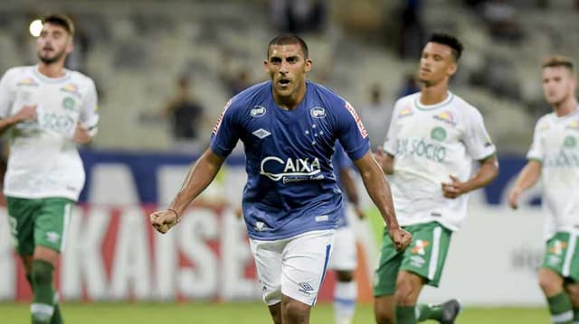 Confira as imagens da vitória do Cruzeiro no Mineirão