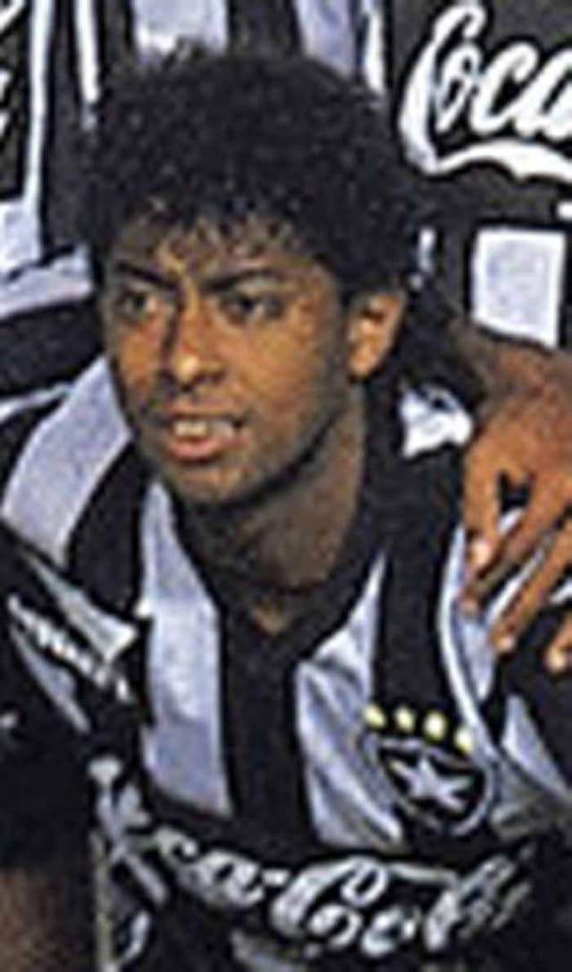 Carlos Alberto Dias - com a camisa do Botafogo