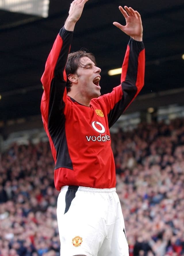 Ruud van Nistelrooy, o holandês do Manchester United, fez 10 gols em 2001/2002