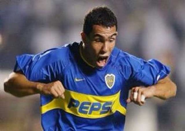 Tevez imitando galinha