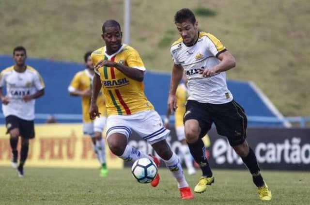 Ciciúma vence Santo André por 1 a 0 e abre quinta de jogos da Copa do Brasil