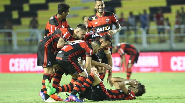 Veja imagens da vitória do Flamengo sobre o Madureira