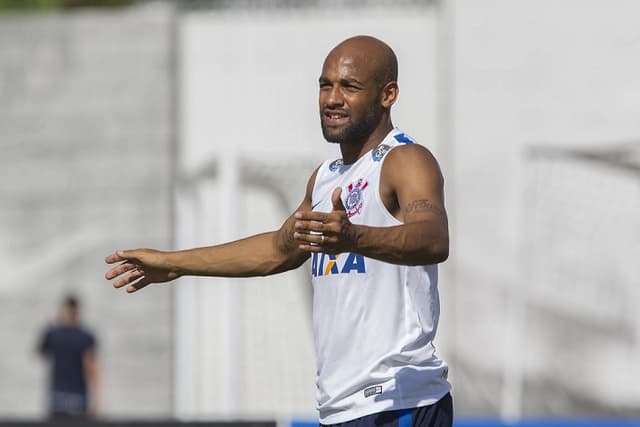 Fellipe Bastos foi contratado pelo Corinthians no início deste ano