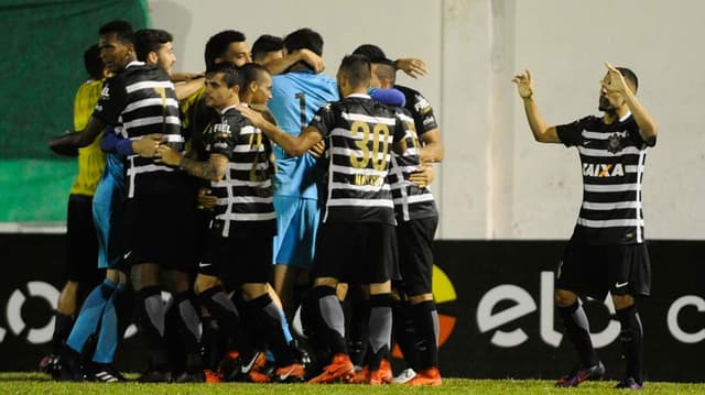 Corinthians venceu o Brusque-SC nos pênaltis: 5 a 4