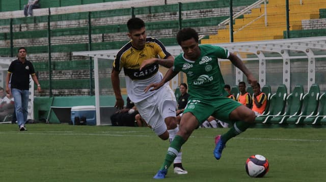 Chapecoense e Criciúma jogaram com times alternativos