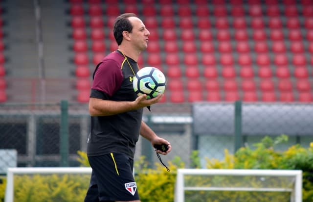 Rogério Ceni em treino do São Paulo no CT