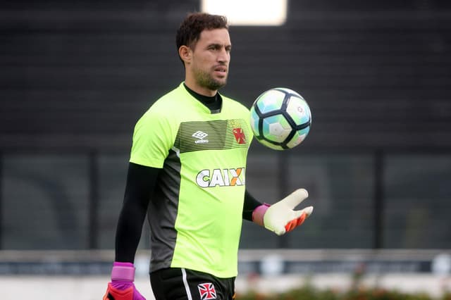 Martin Silva pode ser um trunfo para o Vasco se decisão for para os pênaltis