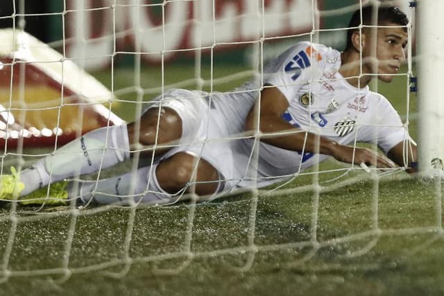 Palmeiras vence o Santos de virada na Vila&nbsp;