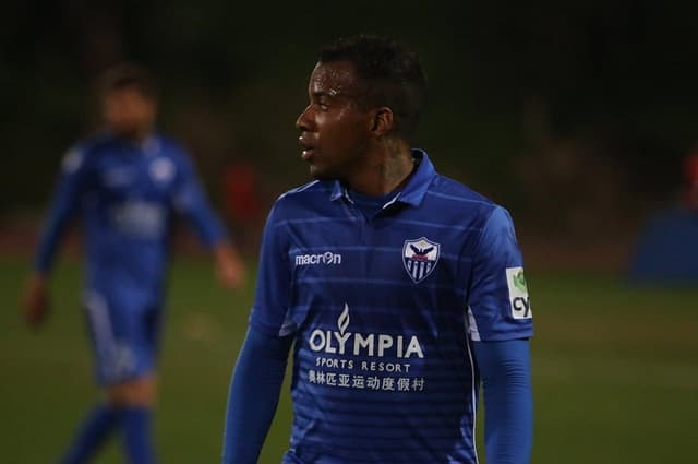 Guilherme Santos em ação pelo Anorthosis Famagusta