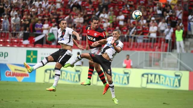 Confira as imagens do clássico no Mané Garrincha