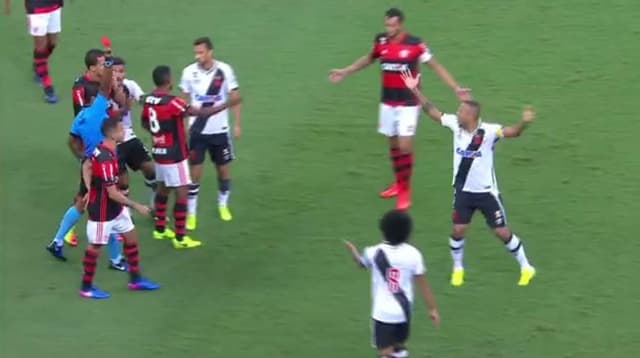 Confira as imagens do clássico no Mané Garrincha