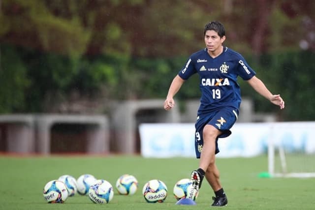 Conca em treino no Ninho