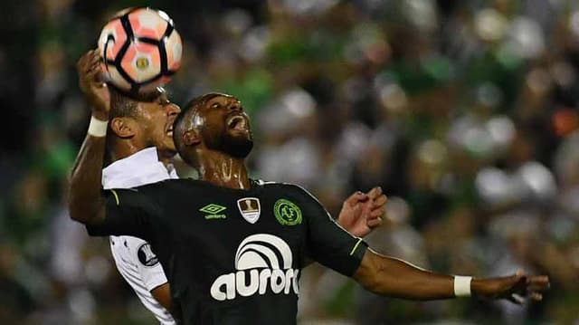 Veja as imagens de Chapecoense x Nacional-URU