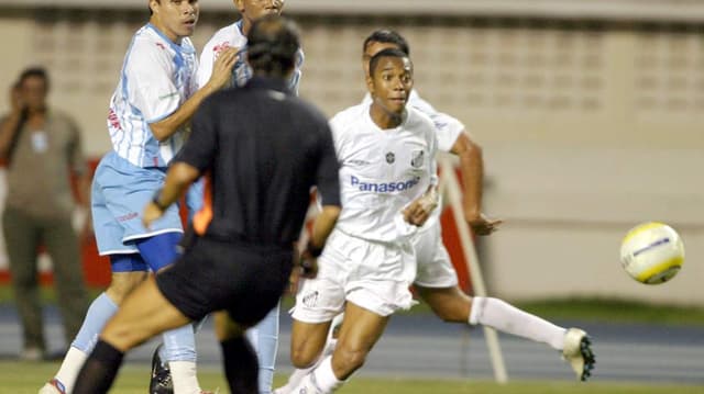 Último confronto: Santos 3 x 2 Paysandu - Campeonato Brasileiro -&nbsp;24/08/2005