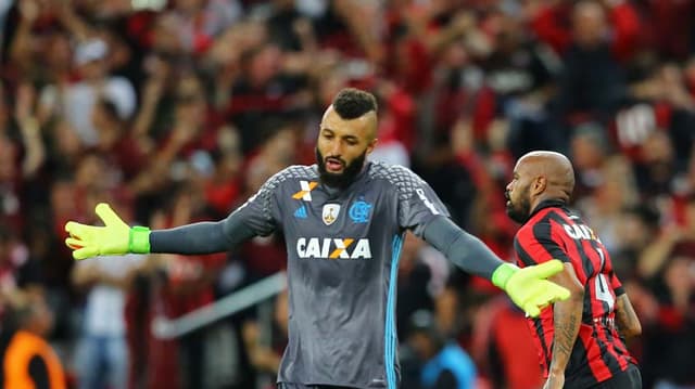 Atlético-PR 2 x 1 Flamengo: confira as imagens da partida