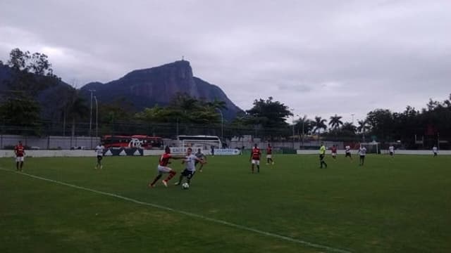 Fla venceu o Figueira na Gávea