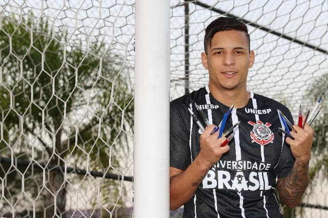 Guilherme Arana posou para fotos ao LANCE!. Confira o ensaio!