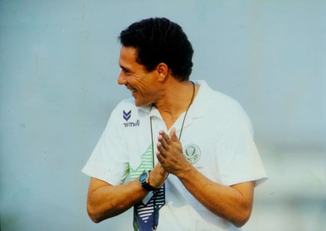 Vanderlei Luxemburgo - Pelo Palmeiras campeão em 1993