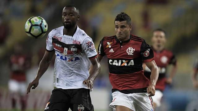 Flamengo x Atlético-GO: as imagens do jogo no Maracanã