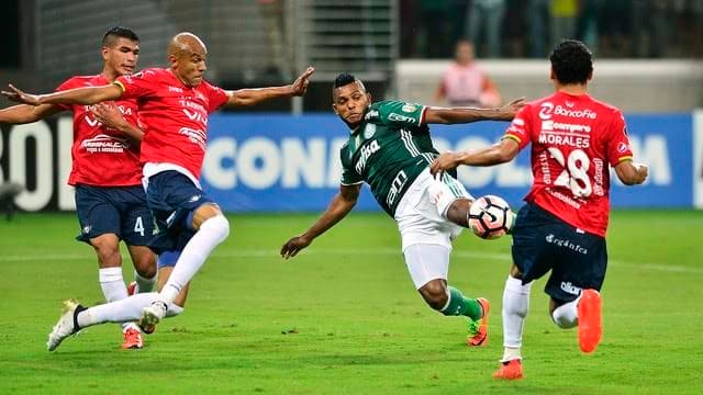 Alex Silva é um dos principais destaques do Jorge Wilstermann