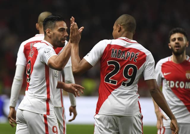 Falcao e Mbappé - Monaco x Lille