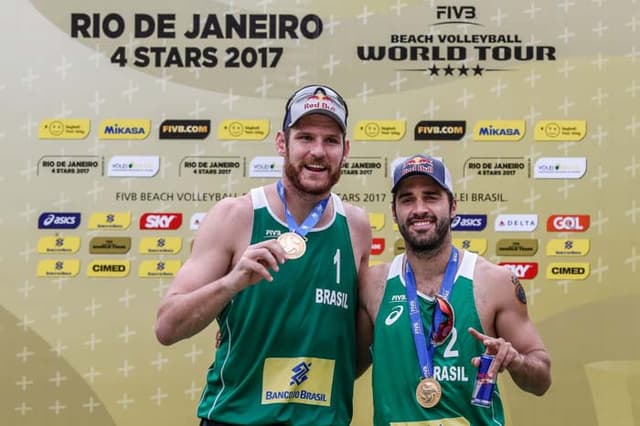 Alison e Bruno são campeões de etapa carioca