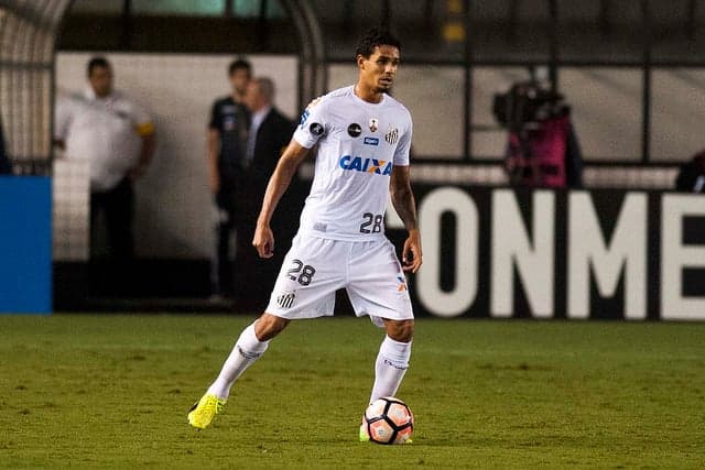 Lucas Veríssimo, do Santos