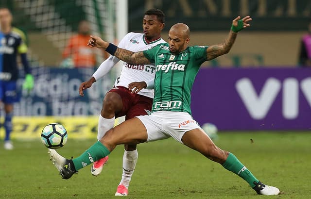 Felipe Melo se machucou contra o Fluminense