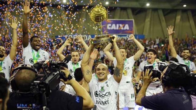 NBB CAIXA - Bauru vence Jogo 5