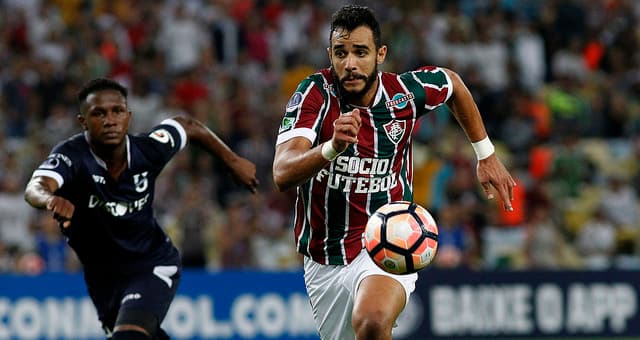 Henrique Dourado x Universidad Católica