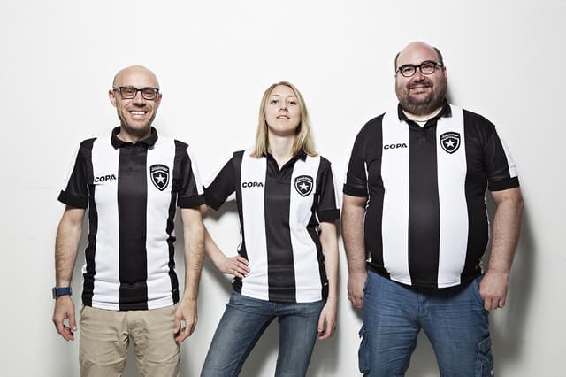 Ex-lateral Josimar virou nome de revista na Noruega. Publicação inspirou camisa com tributo ao Botafogo