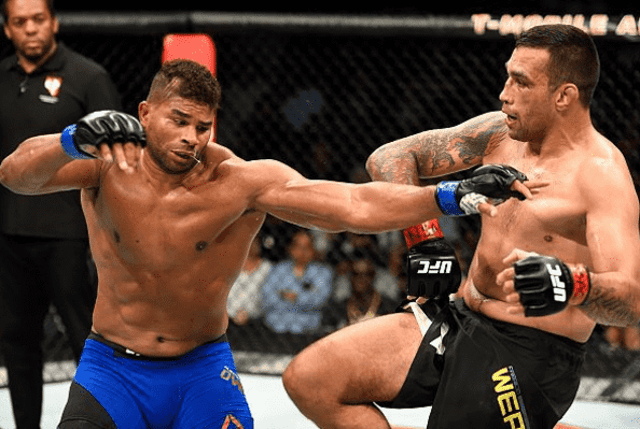 Alistair Overeem venceu Fabricio Werdum na decisão dos juízes