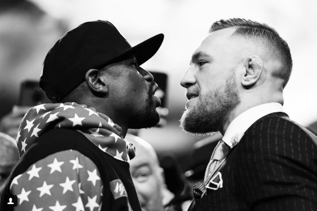 Floyd Mayweather e Conor McGregor se encaram em Los Angeles (EUA)