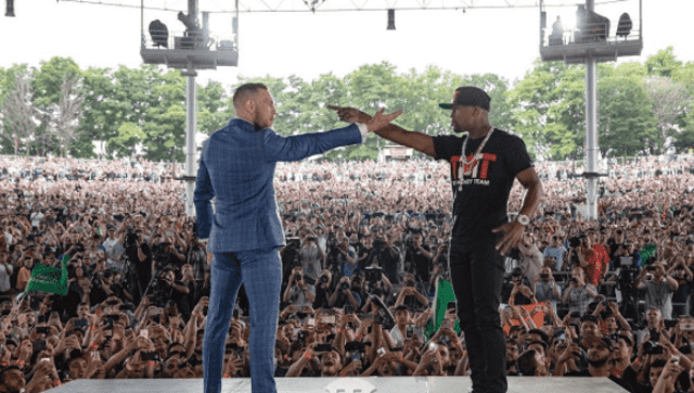 Conor McGregor e Floyd Mayweather se encaram em Toronto, Canadá