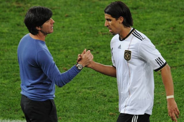 O sucesso da Alemanha para chegar ao título mundial para muitos começou bem antes, quando Joachim Löw foi mantido como treinador mesmo tendo perdido as Euros de 2008 e 2012 e também ter sido eliminado pela Espanha nas semifinais da Copa do Mundo de 2010