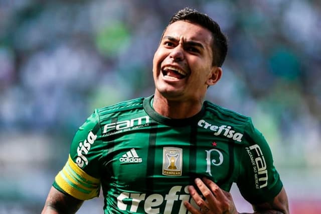 Dudu fez dois no triunfo do Palmeiras