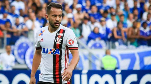 Everton Ribeiro